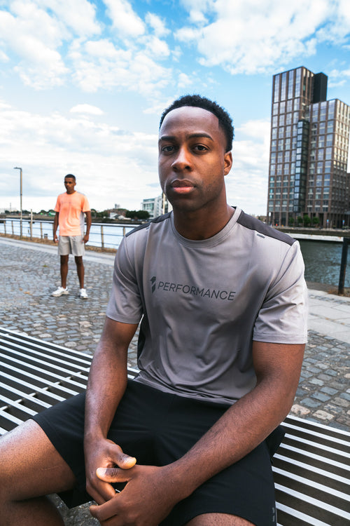 BLACK/GREY STRIDE SHORTS