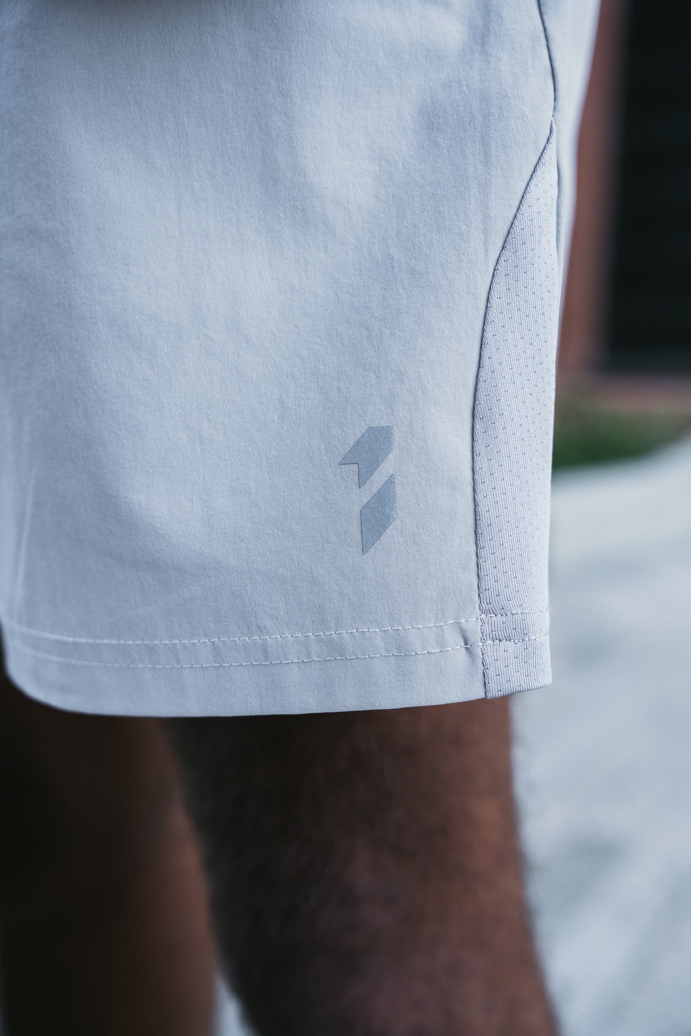 GREY STRIDE SHORTS